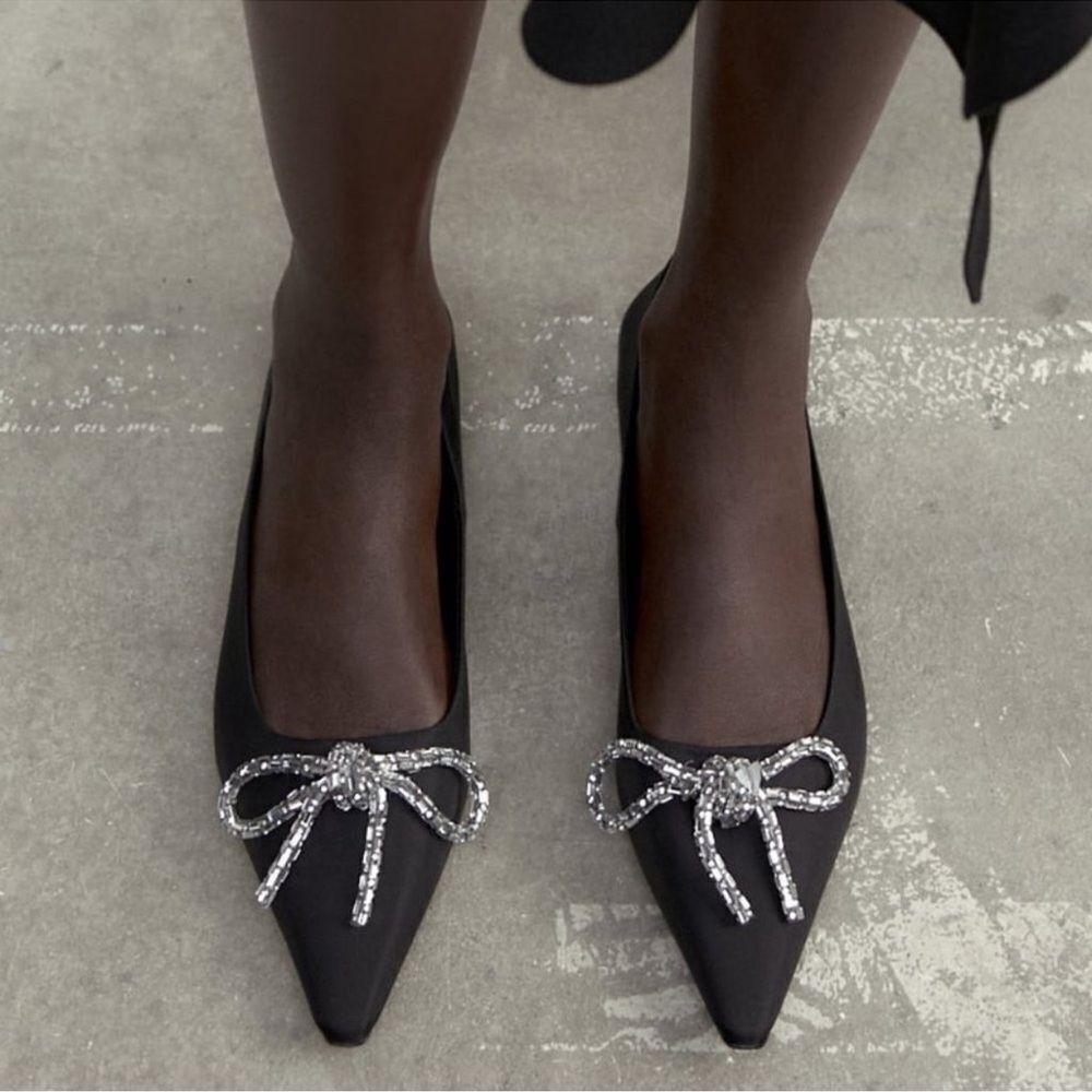 ZARA EMBELLISHED BOW BALLET FLATS